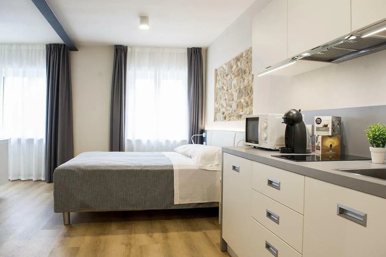 *** Affittacamere Casa Beccherie Lazise Italia