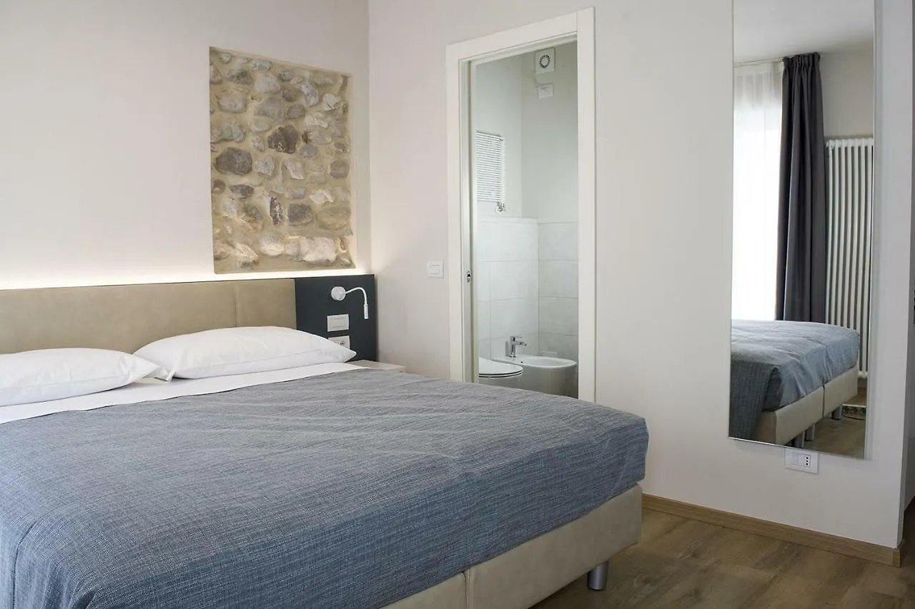 Casa Beccherie Lazise Guest house